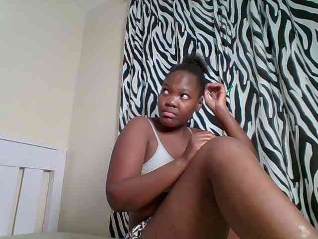 Sexyicey webcam