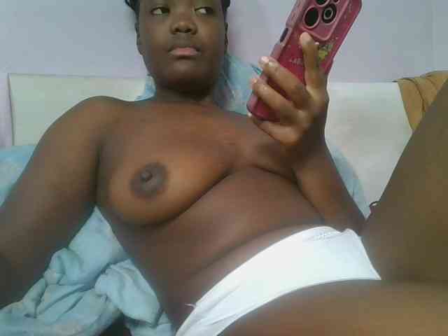 Sexyicey webcam