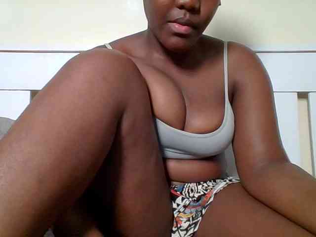 Sexyicey webcam
