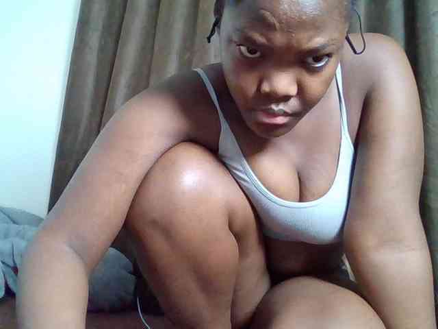 Sexyicey webcam