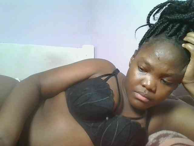 Sexyicey webcam