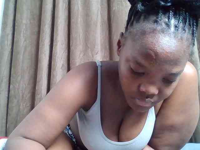 Sexyicey webcam