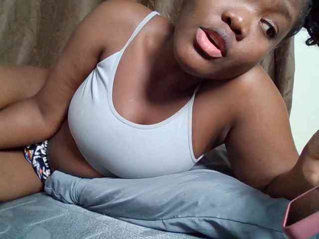 Sexyicey webcam