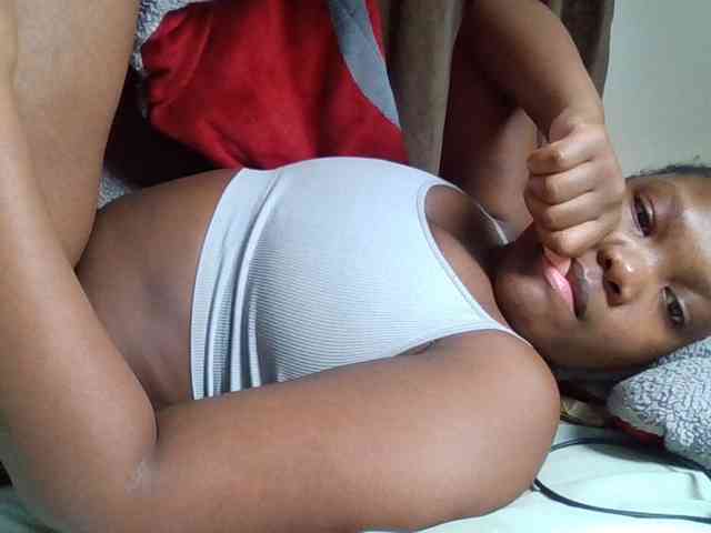 Sexyicey webcam