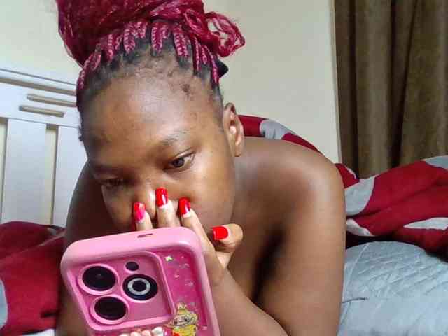 Sexyicey webcam
