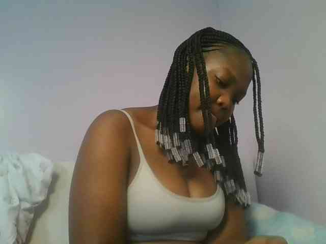 Sexyicey webcam