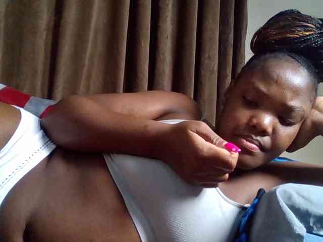 Sexyicey webcam