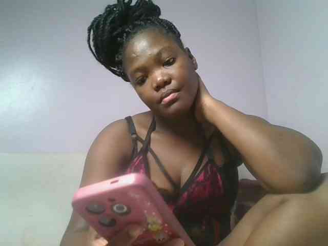 Sexyicey webcam