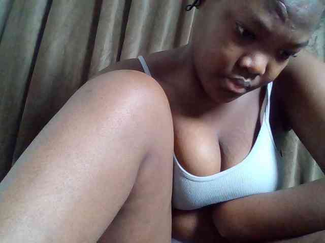 Sexyicey webcam
