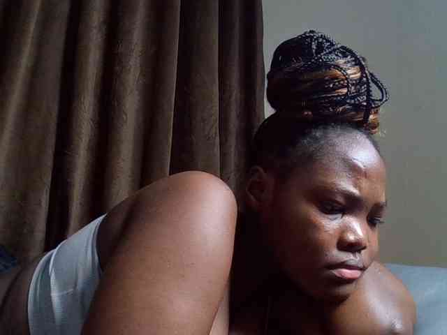 Sexyicey webcam