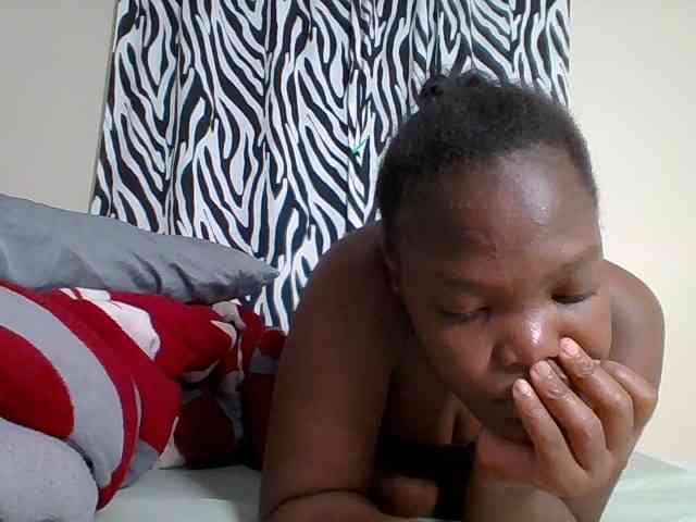 Sexyicey webcam
