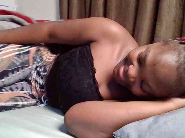 Sexyicey webcam