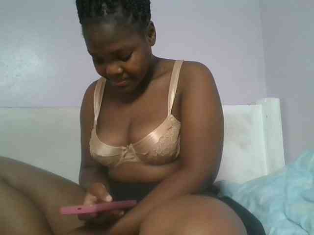 Sexyicey webcam