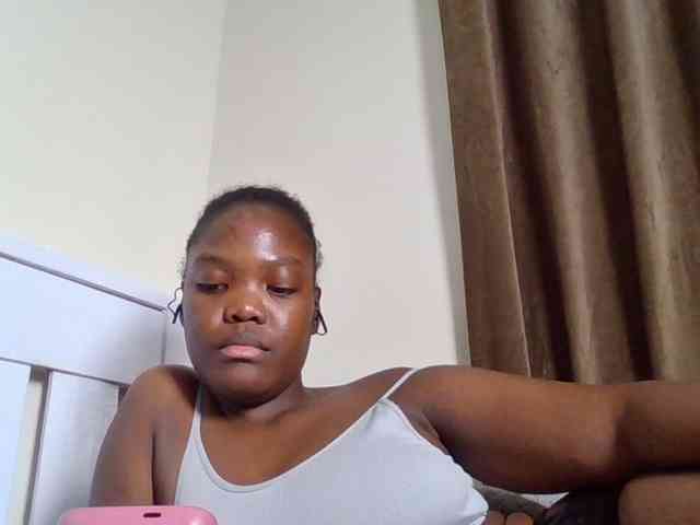 Sexyicey webcam