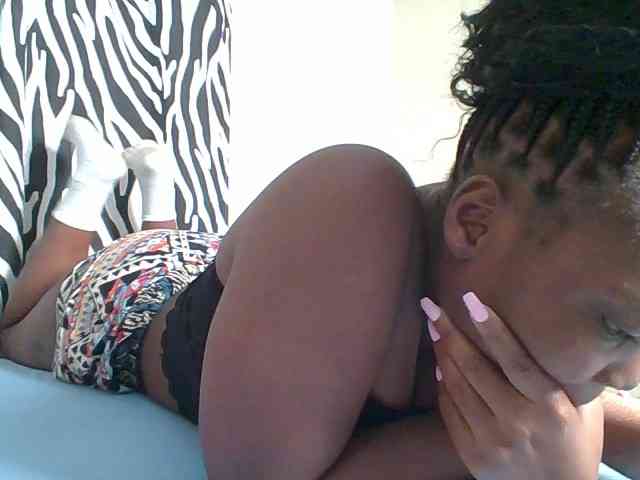 Sexyicey webcam