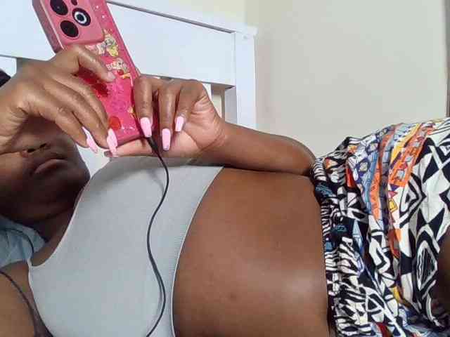 Sexyicey webcam