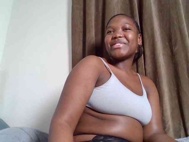 Sexyicey webcam