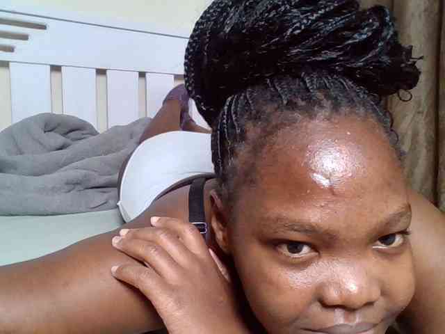 Sexyicey webcam