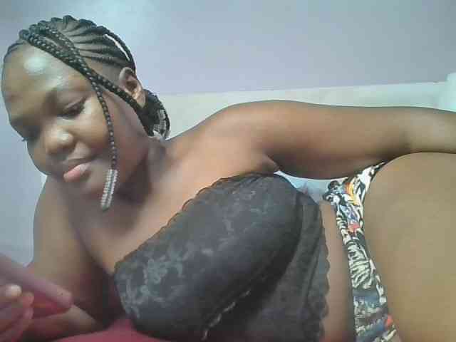 Sexyicey webcam