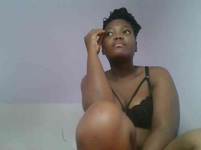 Sexyicey webcam