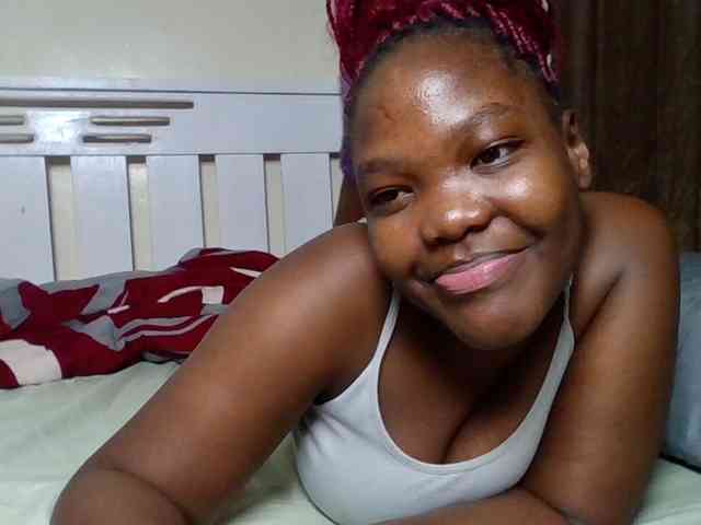 Sexyicey webcam