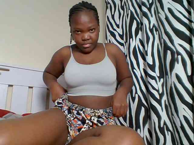 Sexyicey webcam