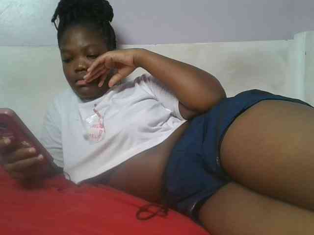 Sexyicey webcam