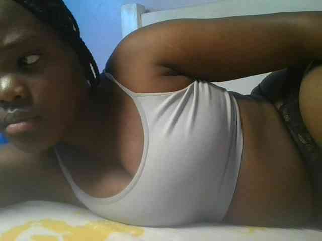 Sexyicey webcam