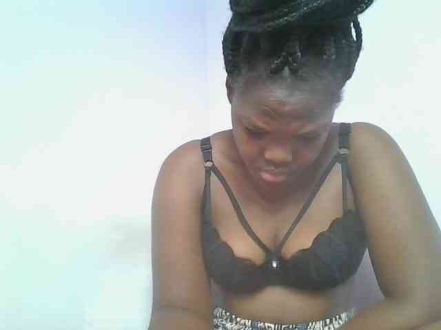 Sexyicey webcam