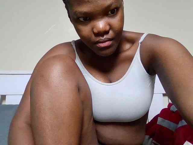 Sexyicey webcam
