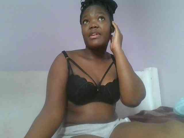 Sexyicey webcam