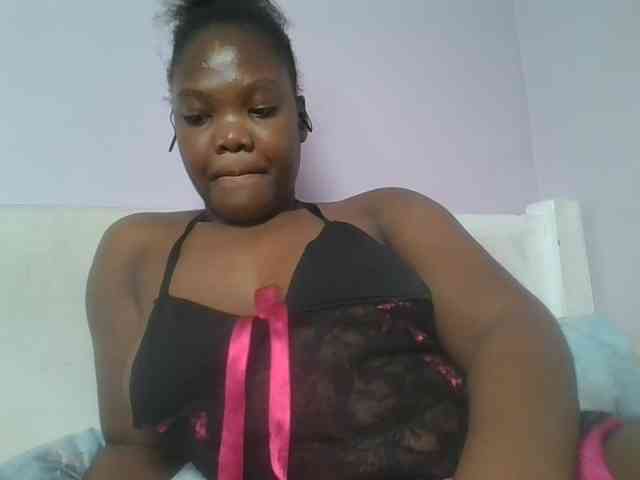 Sexyicey webcam