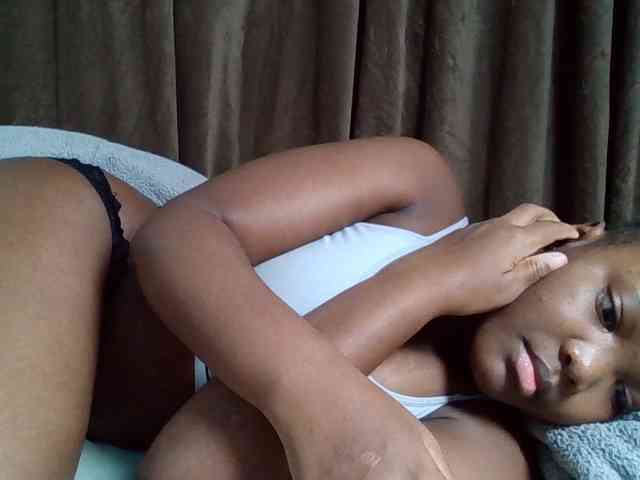 Sexyicey webcam