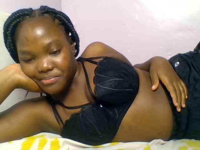 Sexyicey webcam