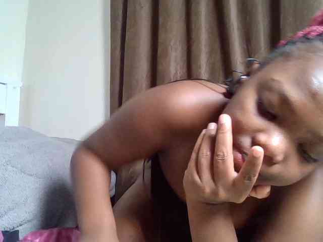 Sexyicey webcam