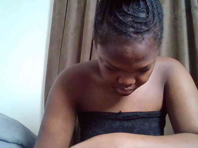 Sexyicey webcam