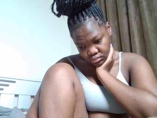Sexyicey webcam