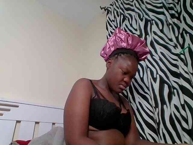 Sexyicey webcam