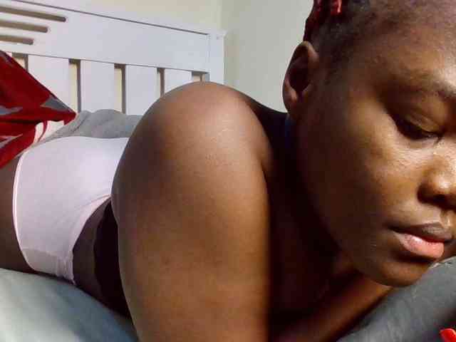 Sexyicey webcam