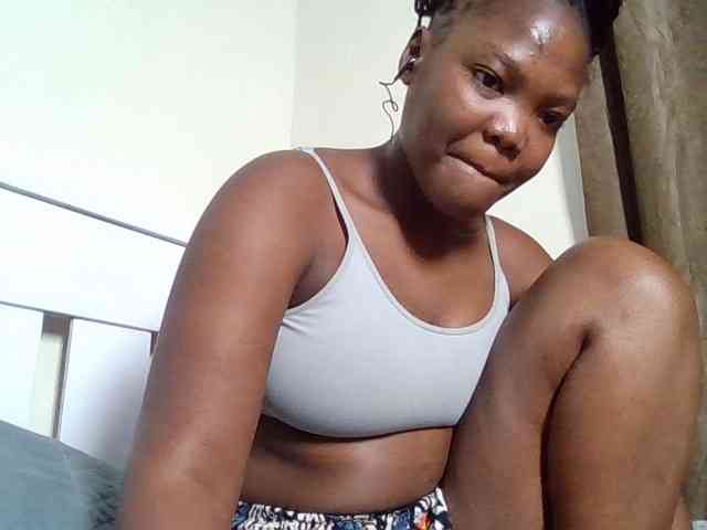 Sexyicey webcam