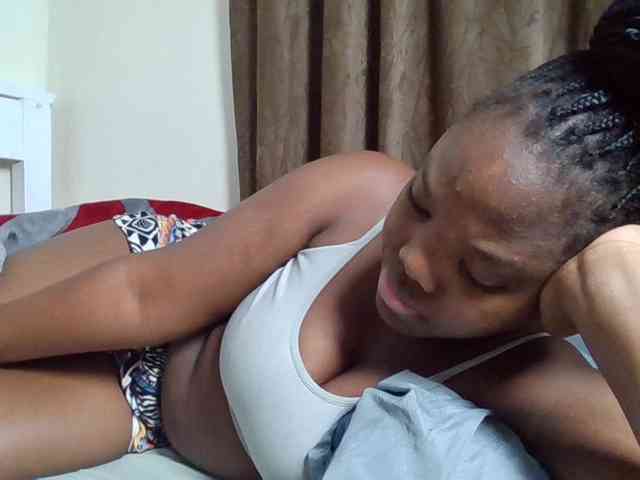 Sexyicey webcam
