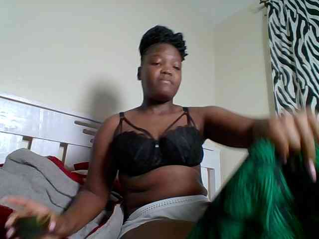 Sexyicey webcam