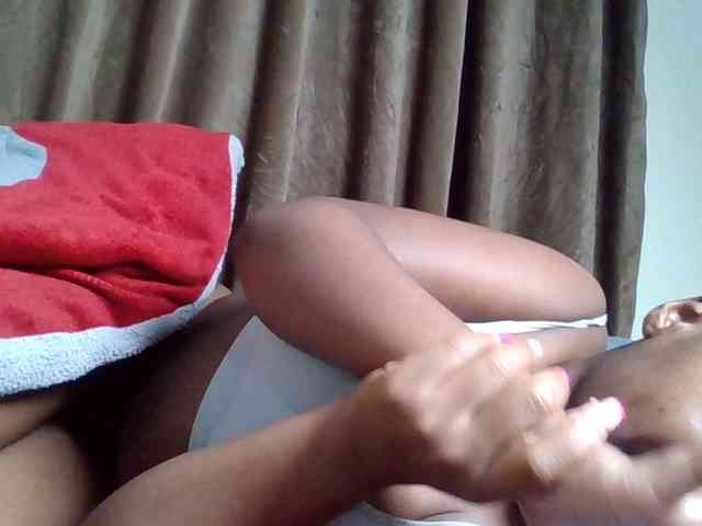 Sexyicey webcam