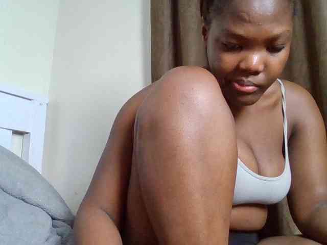 Sexyicey webcam