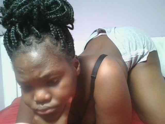 Sexyicey webcam