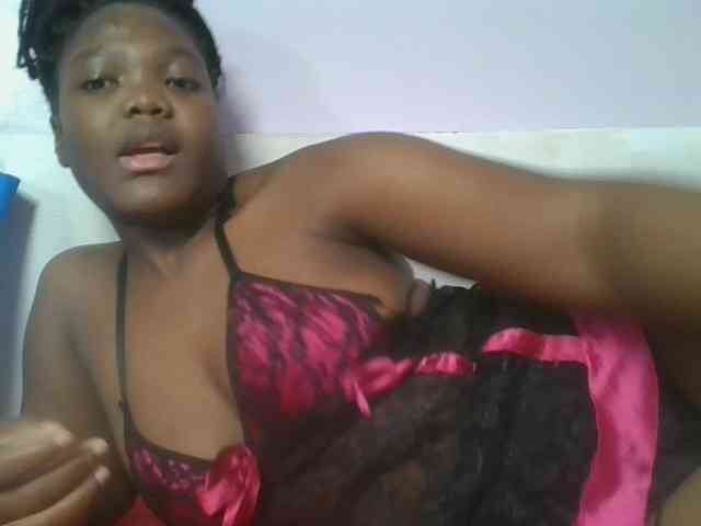 Sexyicey webcam