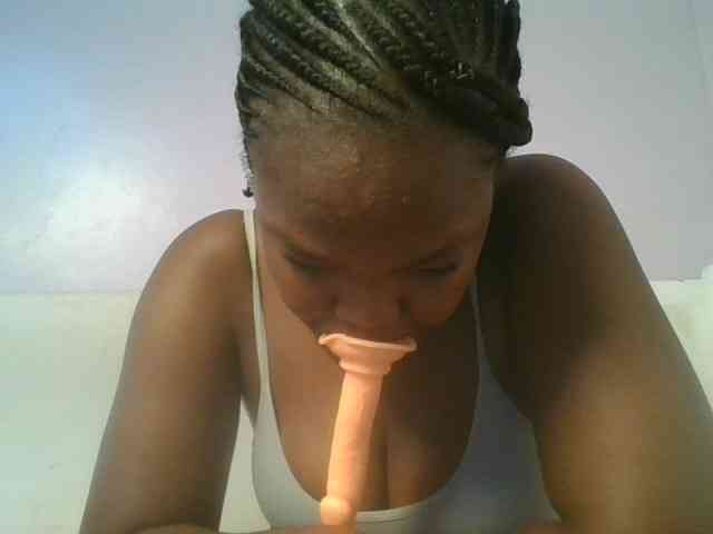 Sexyicey webcam