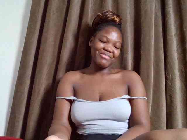 Sexyicey webcam