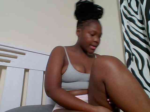 Sexyicey webcam