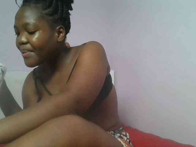 Sexyicey webcam